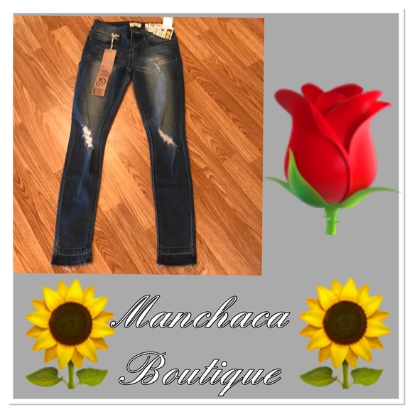 Denim - DISTRESSED SKINNY JEAN